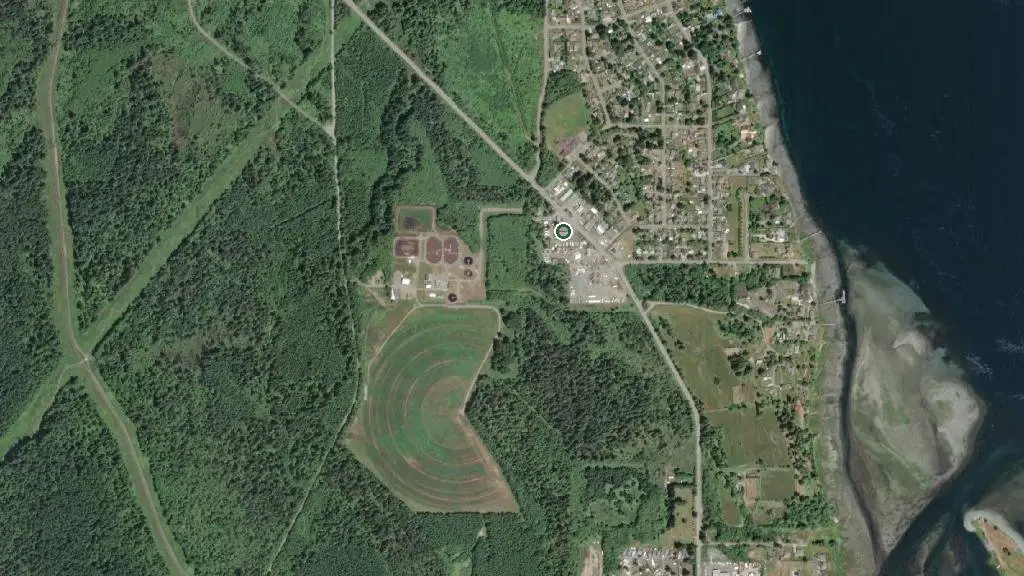 Aerial view of Friendship Inn Motel & RV Park and surroundings
