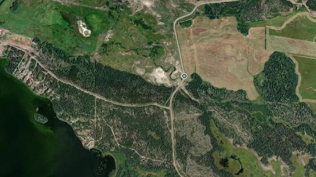 Aerial view of Escott Bay Resort and surroundings
