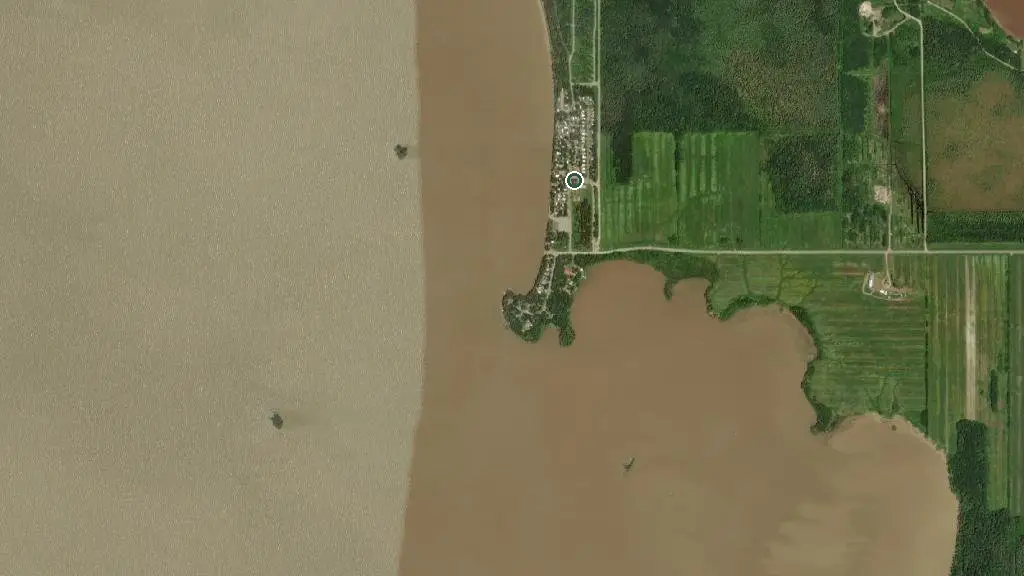 Aerial view of Camping Municipal de Roquemaure and surroundings