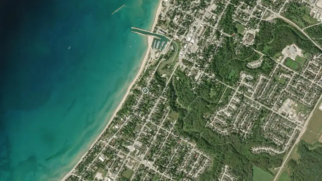 Aerial view of Aintree Trailer Park and surroundings