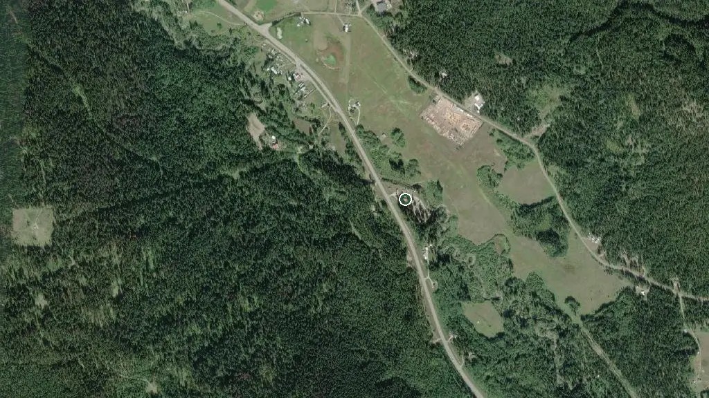Aerial view of Whispering Willows Campsite and surroundings