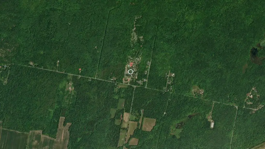 Aerial view of Camping Plein Bois «hommes Seulement» and surroundings