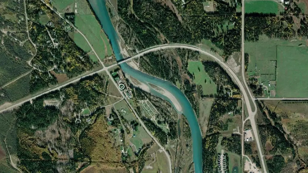 Aerial view of Riverview Campground and surroundings