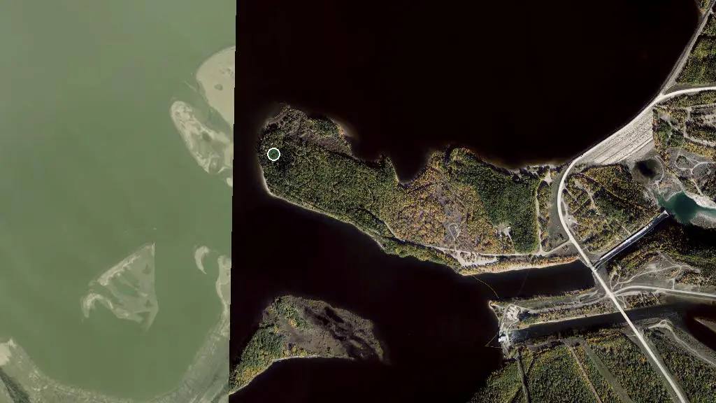 Aerial view of Brazeau Reservoir Loops and surroundings