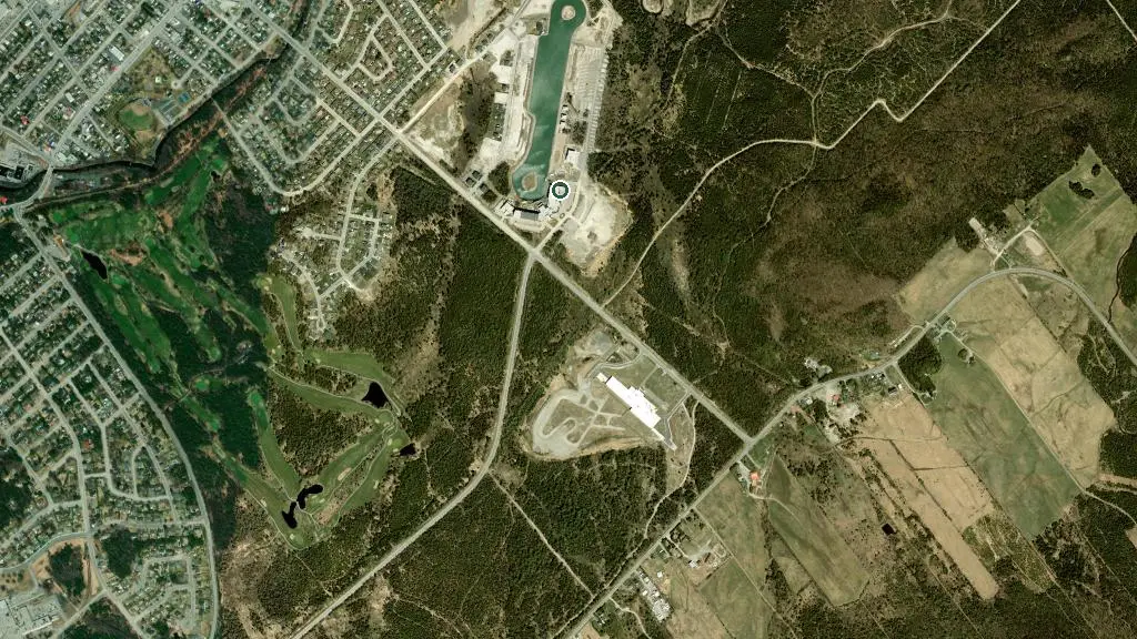 Aerial view of Boisé du Domaine and surroundings