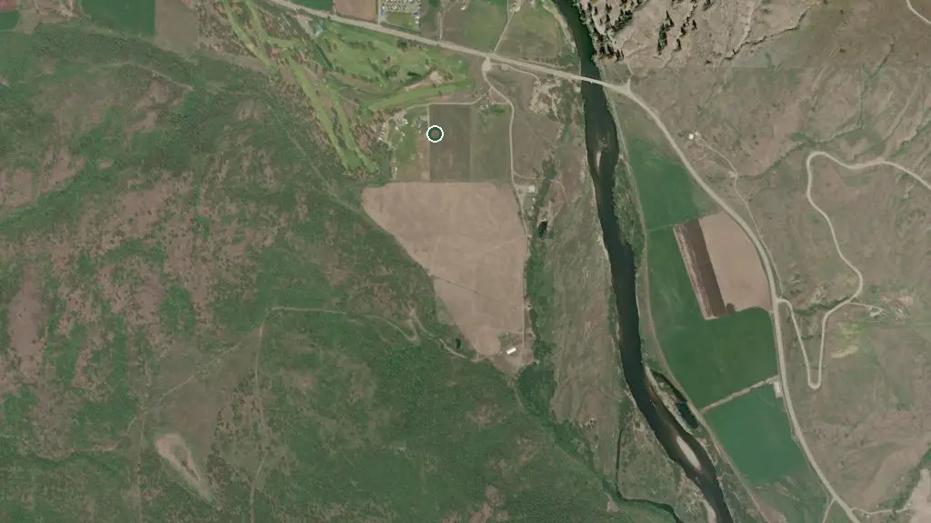Aerial view of Kettle Valley Villas & RVs and surroundings