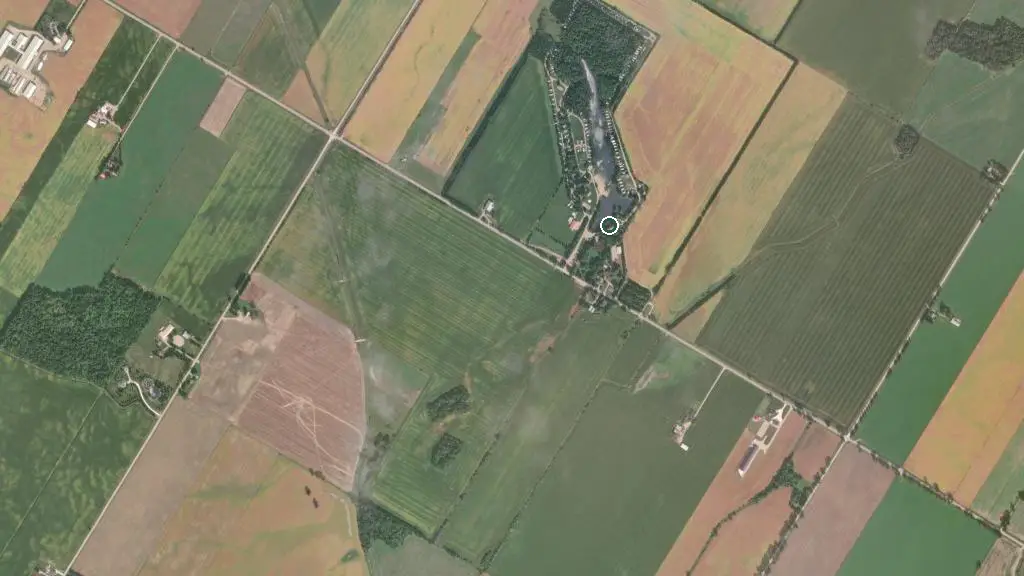 Aerial view of Woodland Lake RV Resort and surroundings