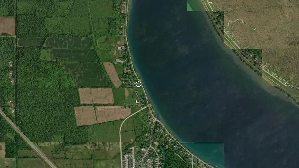 Aerial view of Riverside Park Motel & Campground and surroundings