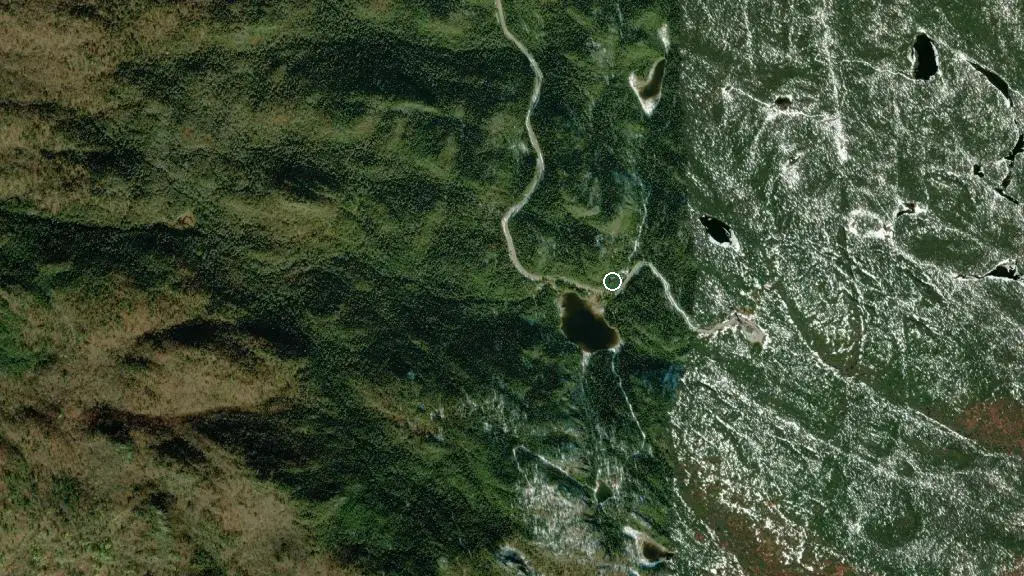 Aerial view of Le Pionnier and surroundings