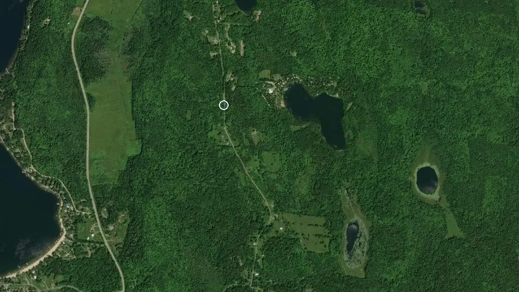 Aerial view of Camping Haut-des-Côtes and surroundings