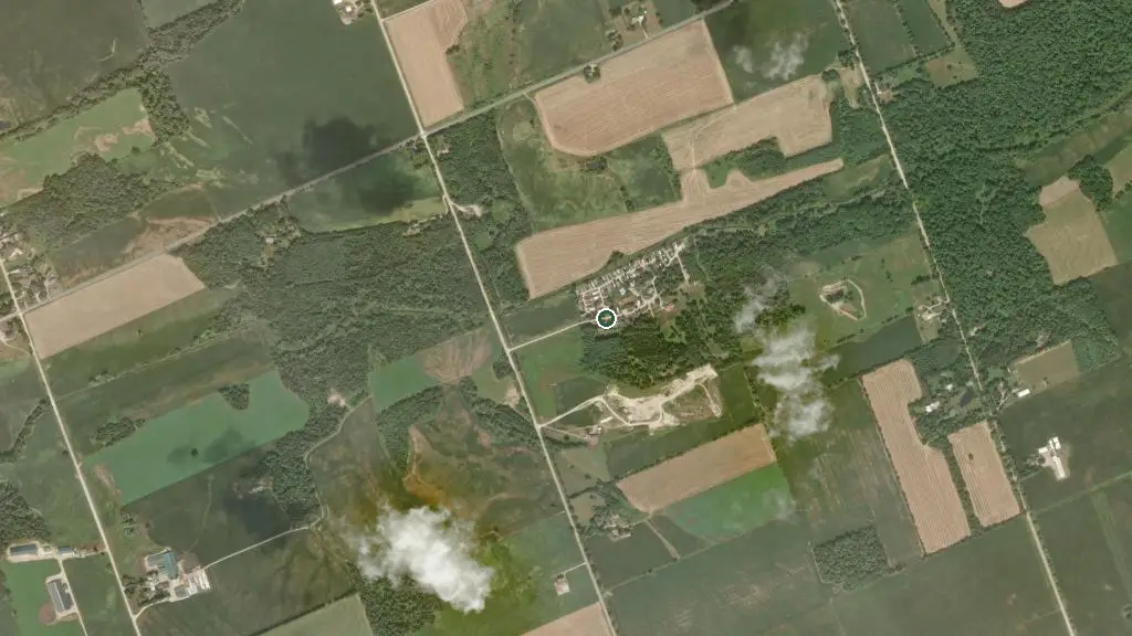 Aerial view of Braemar Valley Park and surroundings