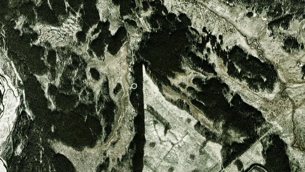 Aerial view of Wapiabi Provincial Recreation Area and surroundings