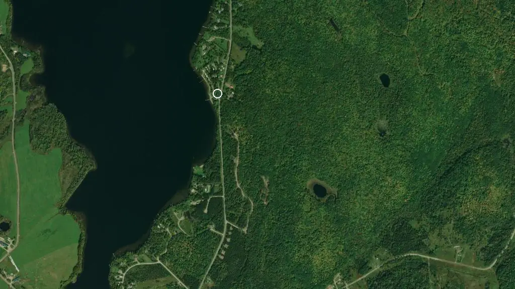 Aerial view of Pourvoirie du Pêcheur and surroundings