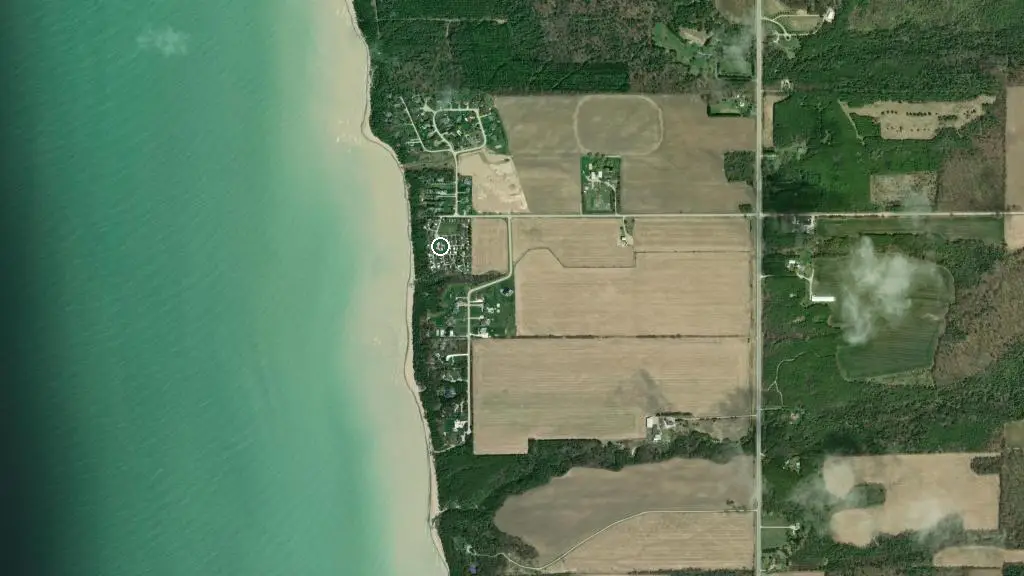 Aerial view of Kitchigami Family Campground and surroundings