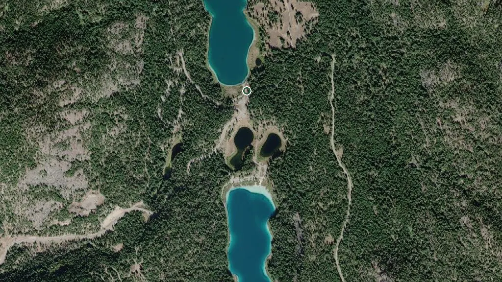 Aerial view of Alleyne Lake Campground and surroundings