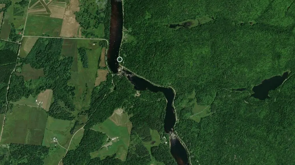 Aerial view of Camping Vallée de la Rivière-Rouge and surroundings