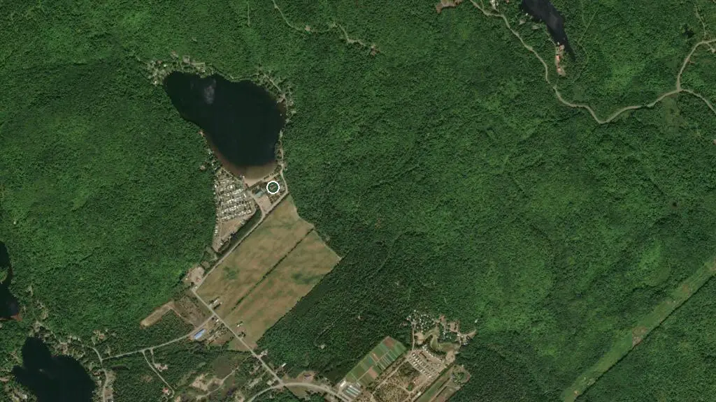 Aerial view of Camping Floribell and surroundings