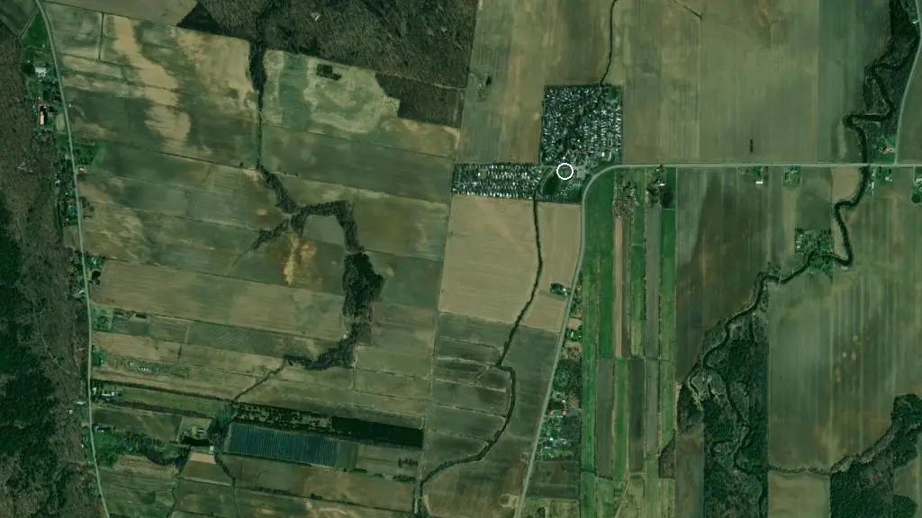 Aerial view of Camping Oasis and surroundings