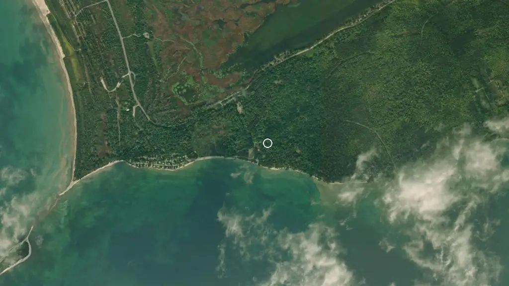 Aerial view of Lakeside Campground and surroundings