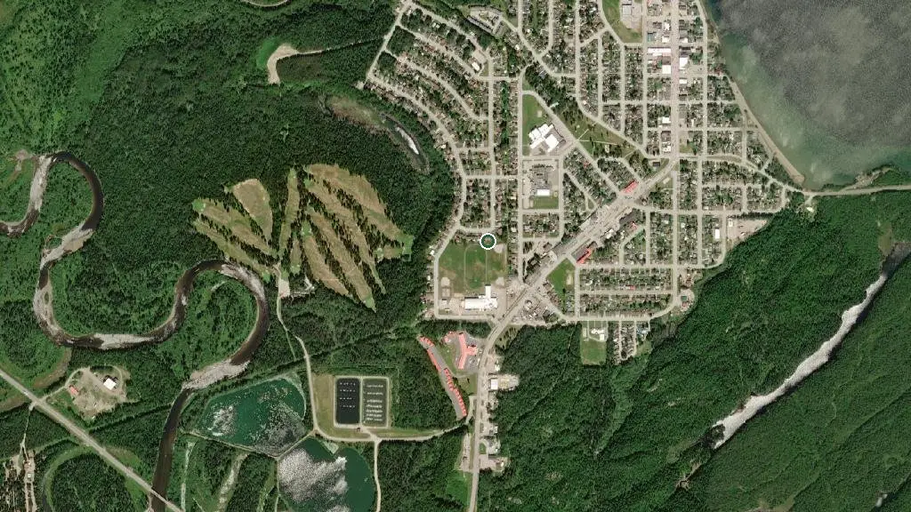 Aerial view of Wawa RV Resort & Campground and surroundings