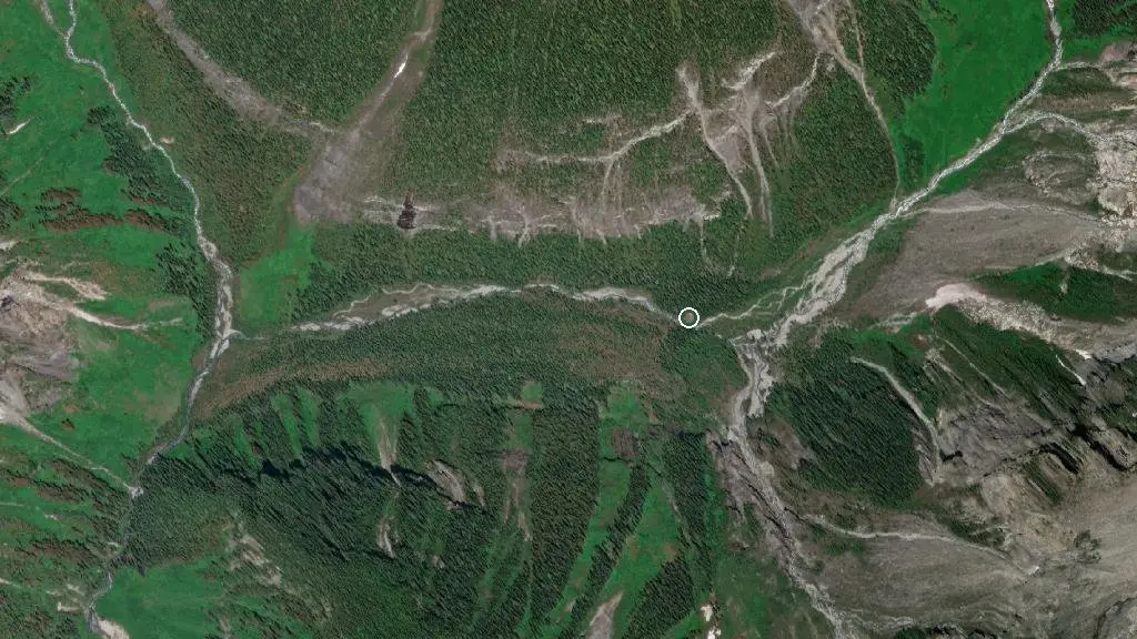 Aerial view of Alexandra Cabin and surroundings