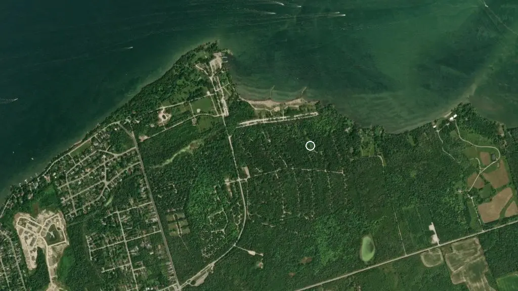 Aerial view of Sibbald Point - Butternut Campground and surroundings