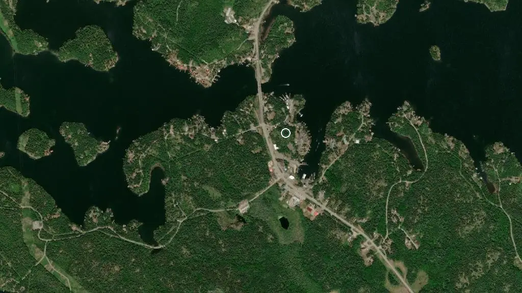 Aerial view of Paradise Point RV Park and surroundings