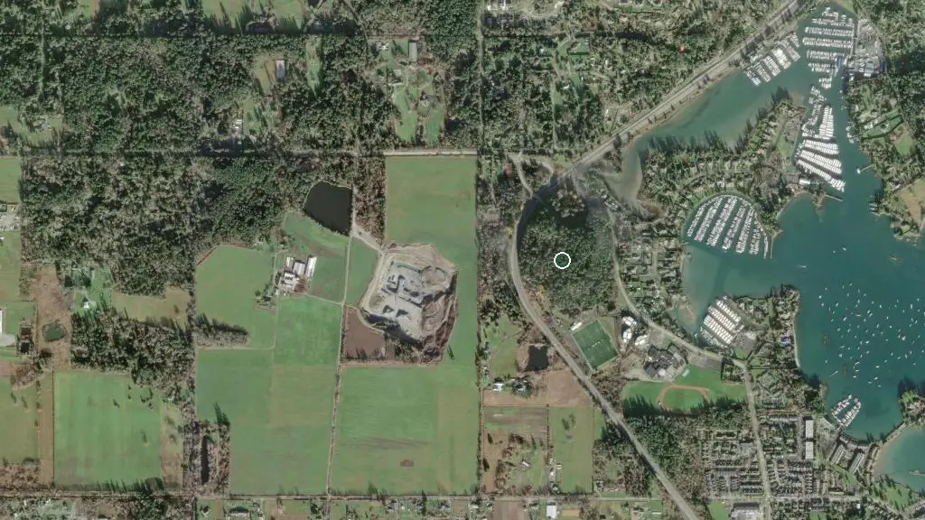 Aerial view of Gulf Islands - SMONEĆTEN and surroundings