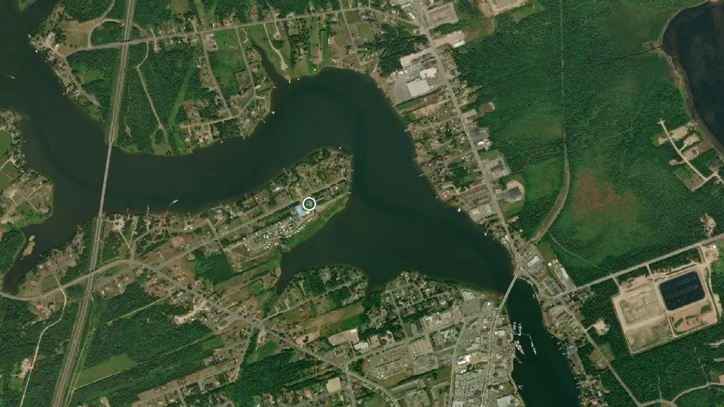 Aerial view of Camping Le Minique and surroundings