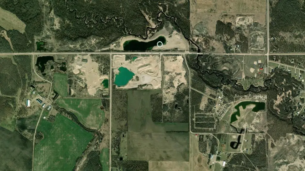 Aerial view of Lakeview RV and Cabins and surroundings