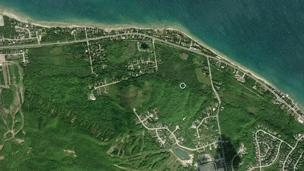 Aerial view of Craigleith Provincial Park and surroundings