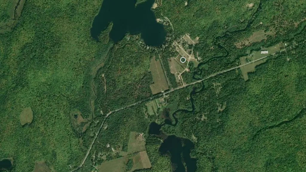 Aerial view of Mys Retreat and surroundings