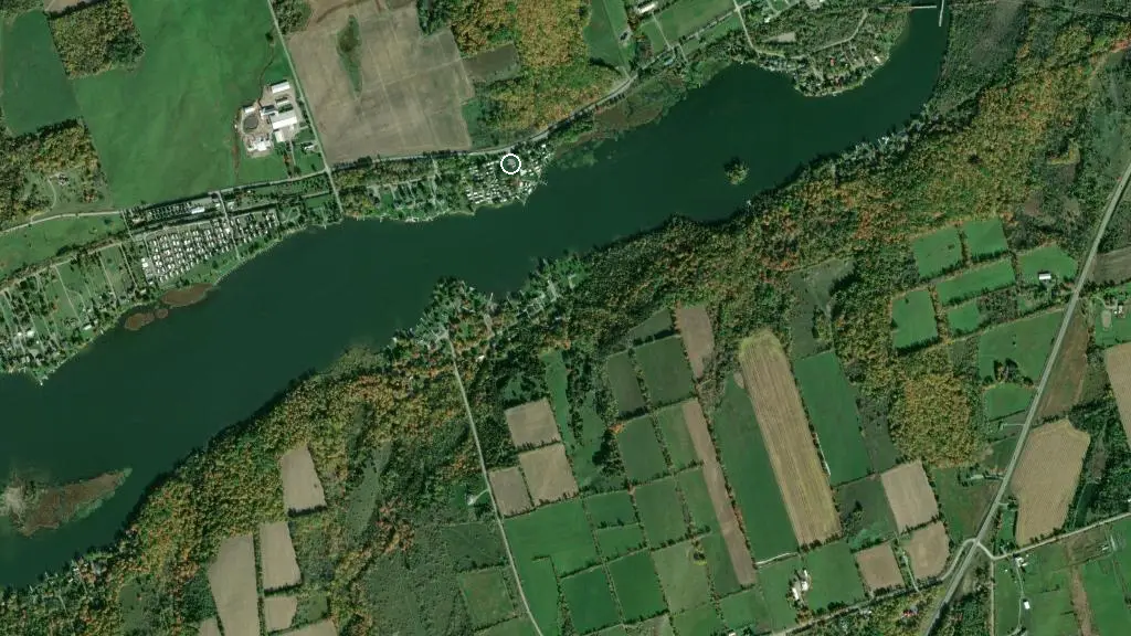 Aerial view of Stoney Point Resort and surroundings