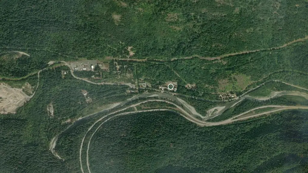 Aerial view of Othello Tunnels Campground & RV Park and surroundings