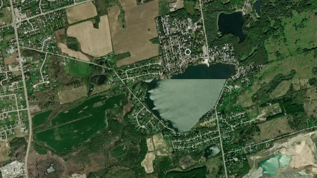 Aerial view of Cedar Beach Resort and surroundings