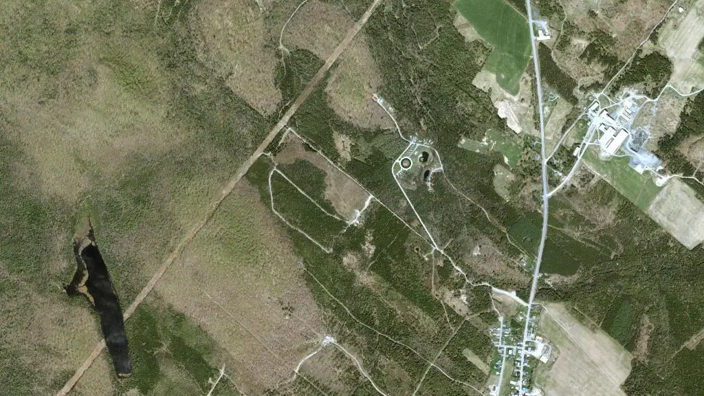 Aerial view of Aux Pignons Rouges - Camping & Chalets and surroundings