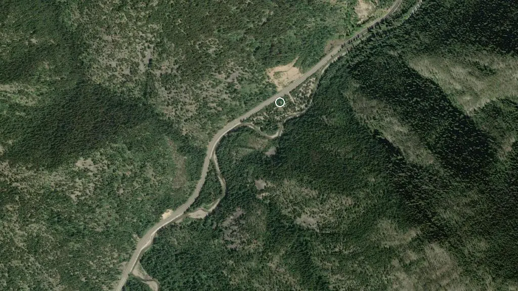 Aerial view of Mule Deer Campground and surroundings