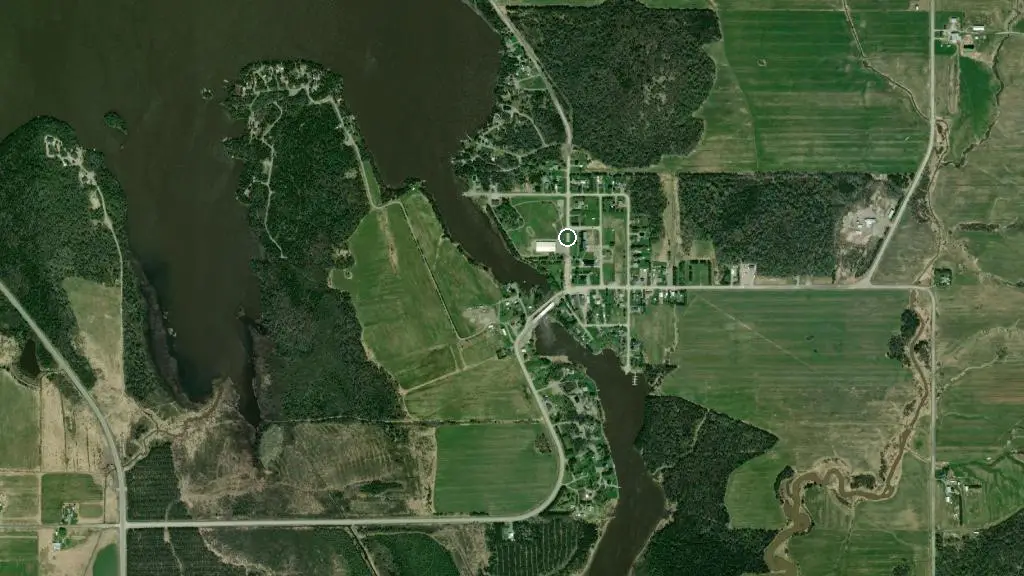 Aerial view of Aventures Obikoba and surroundings