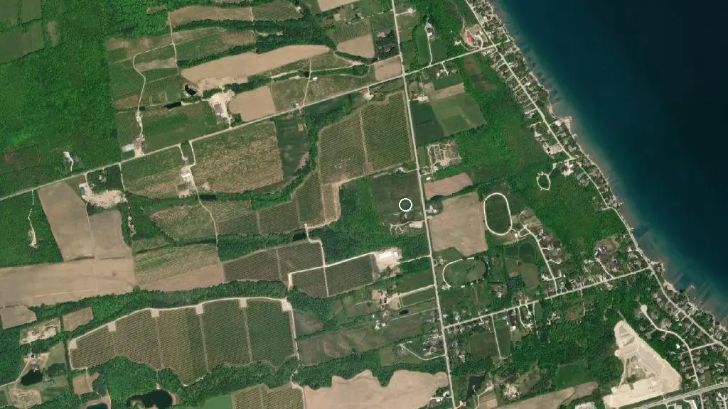 Aerial view of Roebuck Family Campground and surroundings